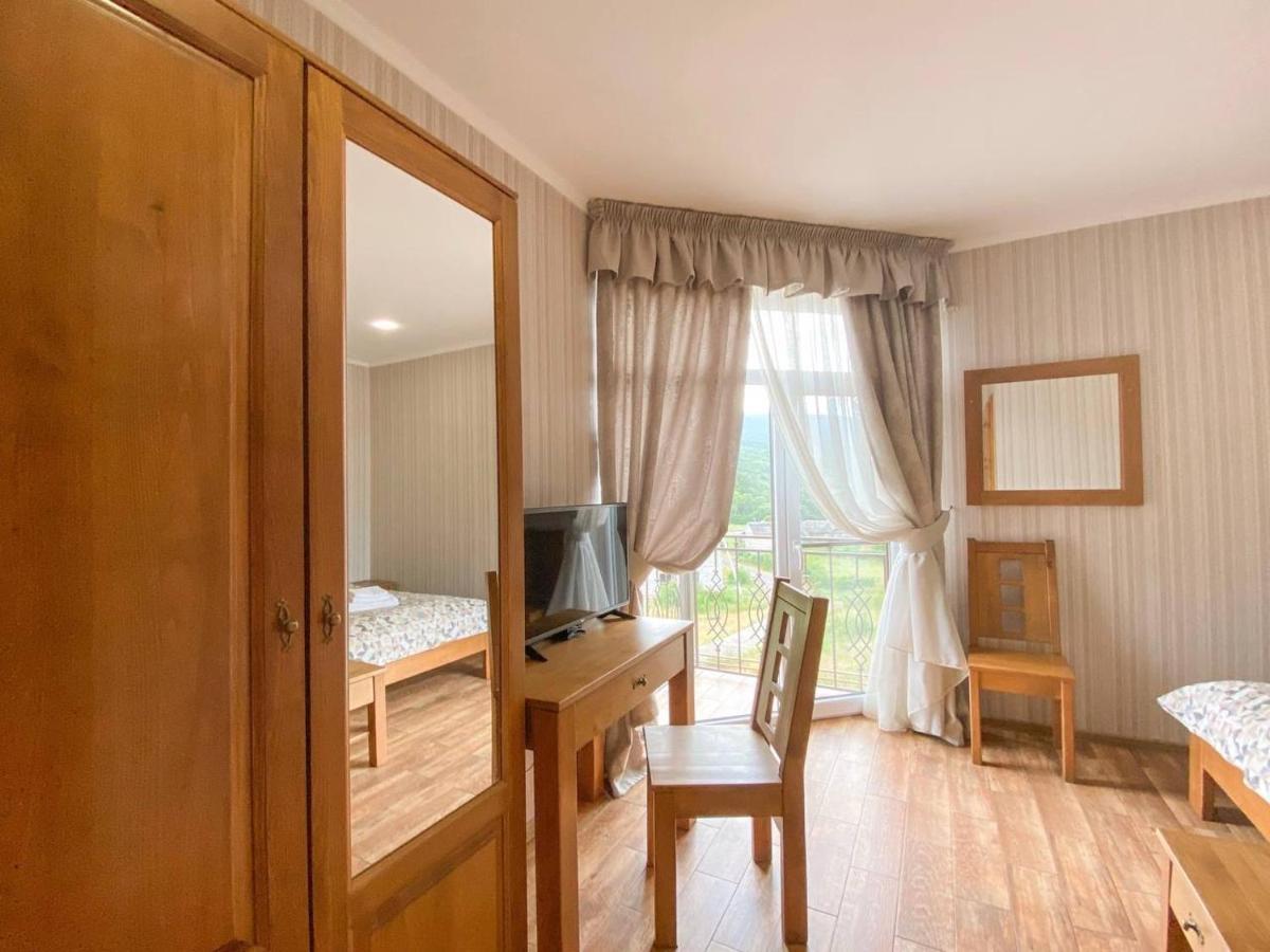 Mini Hotel Solnce Karpat Poljana Exterior foto