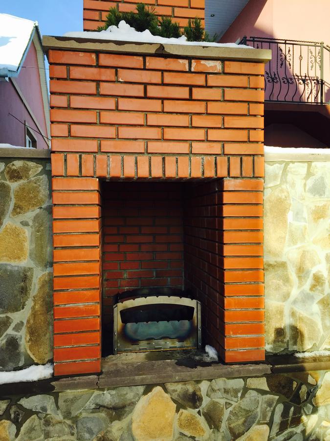 Mini Hotel Solnce Karpat Poljana Exterior foto