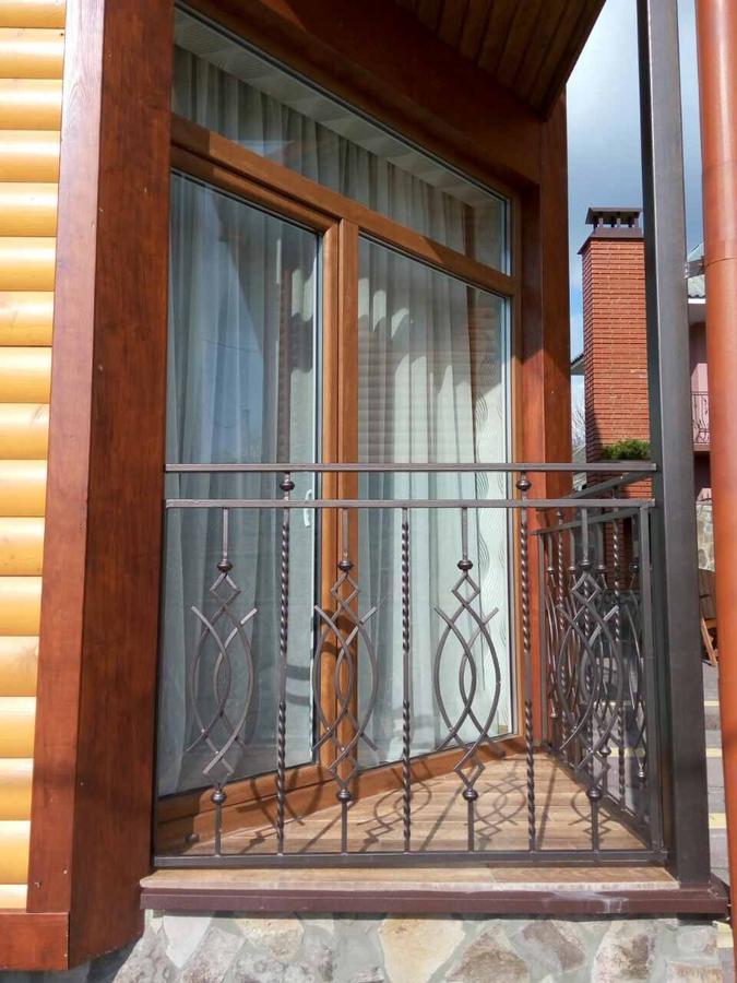 Mini Hotel Solnce Karpat Poljana Exterior foto